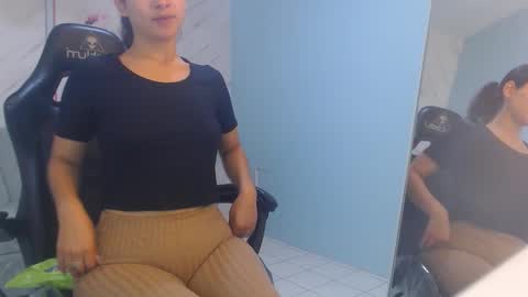 Victoria online show from March 30, 1:22 pm