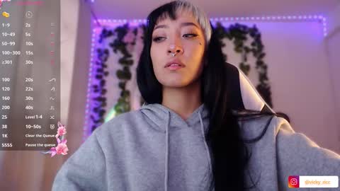 Victoria  online show from February 23, 3:36 pm