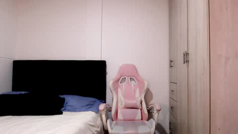 Victoria online show from January 27, 3:18 pm