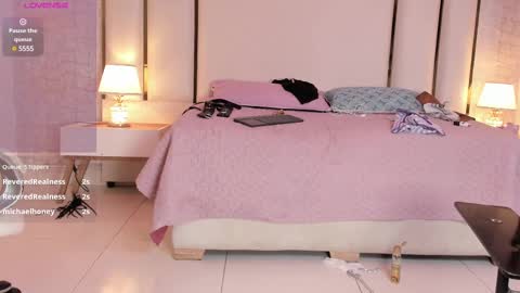 Victoria Sofia online show from February 24, 6:16 am