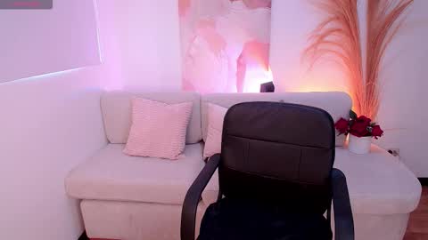 Victoria online show from October 11, 10:02 pm