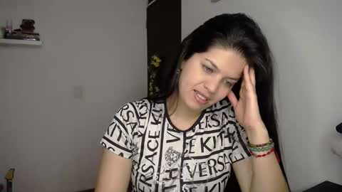 victorialg online show from November 13, 8:22 pm