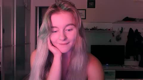 Snapshot of victoriande chatting on September 27, 1:09 pm Eva and Victor online show from September 27, 1:09 pm