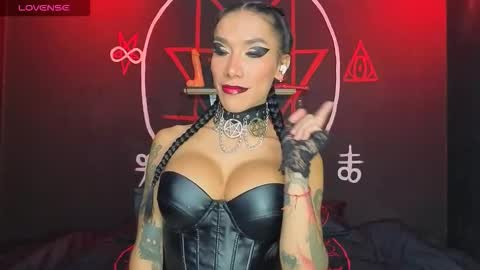 Victoria Vampire online show from February 11, 4:38 am