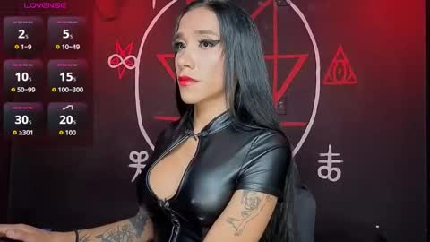 Victoria Vampire online show from November 27, 12:40 am