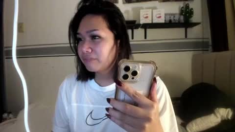 Snapshot of victoriawintour chatting on December 9, 6:01 am victoriawintour online show from December 9, 6:01 am