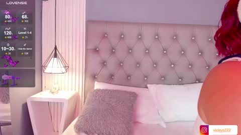 Snapshot of victoriaxx_ chatting on September 23, 11:22 pm hi Im daniela I will be online again in 15 hours after each transmission 3 online show from September 23, 11:22 pm