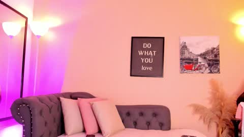 Victoriazans online show from February 18, 3:39 am