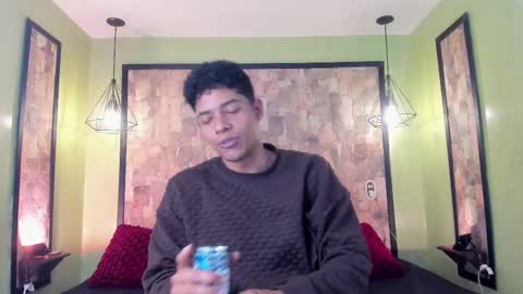 Snapshot of victorycassus chatting on March 11, 4:08 am Victory online show from March 11, 4:08 am