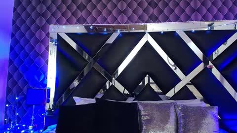 victtoria lee online show from January 17, 8:06 pm