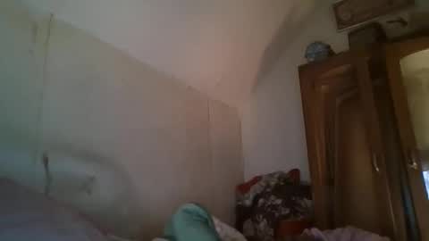 Snapshot of vids1977 chatting on March 10, 8:39 am vids1977 online show from March 10, 8:39 am