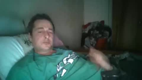 Snapshot of vids1977 chatting on February 20, 12:08 am vids1977 online show from February 20, 12:08 am