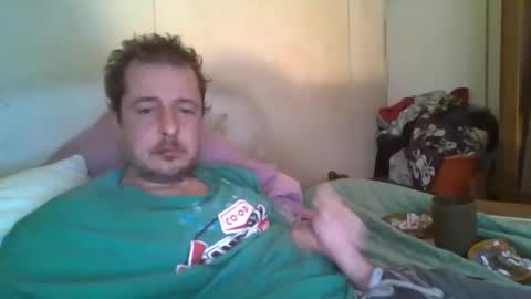 Snapshot of vids1977 chatting on March 11, 2:51 pm vids1977 online show from March 11, 2:51 pm