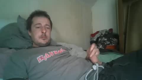 Snapshot of vids1977 chatting on March 10, 3:09 pm vids1977 online show from March 10, 3:09 pm