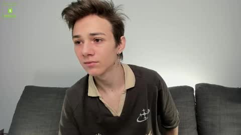 Viego Pattel online show from October 18, 4:33 pm