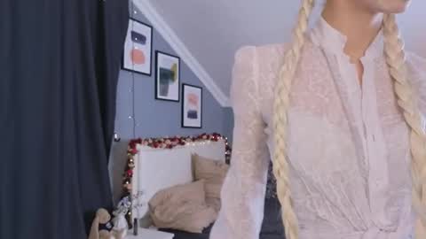Eva online show from April 24, 12:40 pm