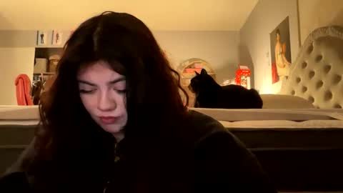 Snapshot of viennavisabelle chatting on October 21, 4:28 am viennavisabelle online show from October 21, 4:28 am