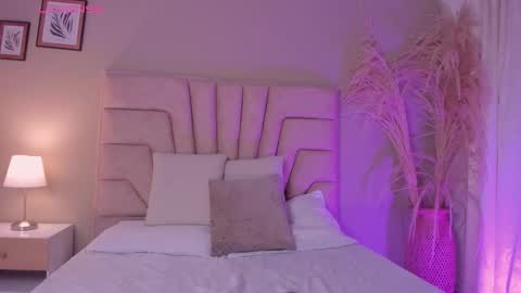 Victoria  online show from October 28, 12:50 pm