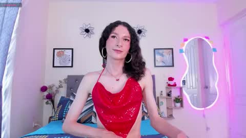 Snapshot of viioleta_cam chatting on October 1, 8:19 pm Violet online show from October 1, 8:19 pm