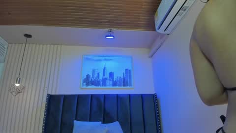 Viiolett online show from September 9, 8:53 pm