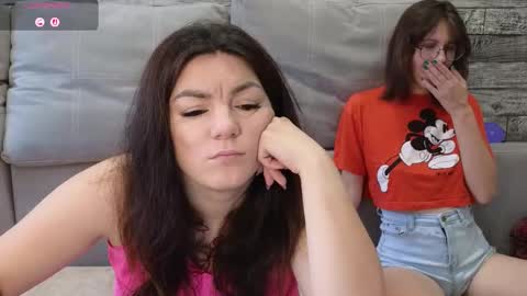 Snapshot of vika_loves_you chatting on October 2, 2:10 am follow my fansly online show from October 2, 2:10 am