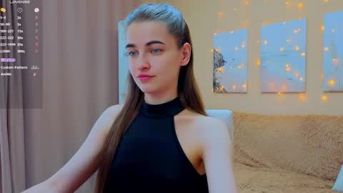 vikiberry online show from April 18, 11:01 am