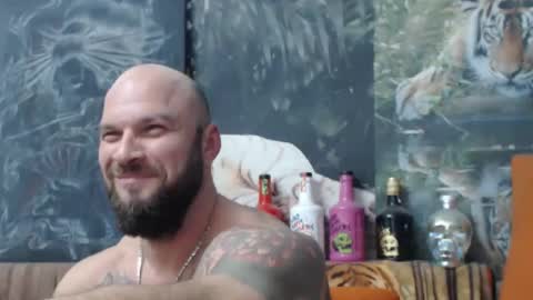 Snapshot of viking_me chatting on October 14, 7:28 pm viking online show from October 14, 7:28 pm
