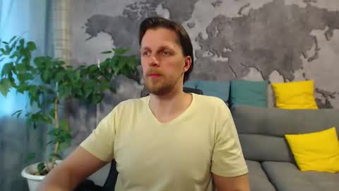 vikingchrisss online show from April 24, 9:33 am