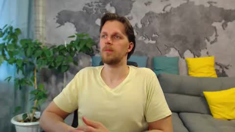 vikingchrisss online show from April 25, 9:44 am