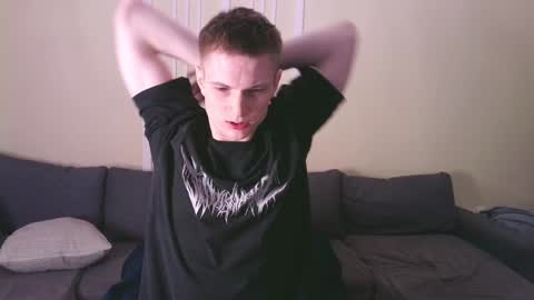 Max online show from December 14, 2:21 pm