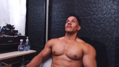 Viktor Herrera online show from September 8, 4:50 pm