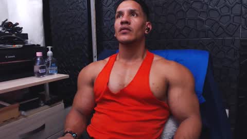 Viktor Herrera online show from September 15, 3:57 pm