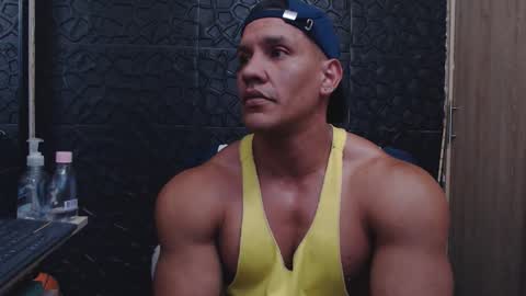 Viktor Herrera online show from December 22, 9:16 am