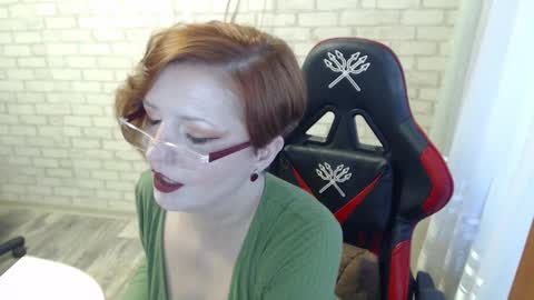 vikualex69 online show from November 24, 7:18 am