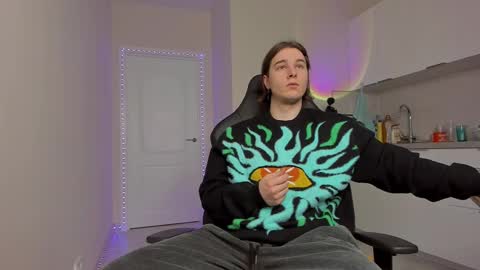 Vincent Strong online show from February 26, 7:45 am