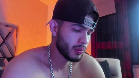 Vincent online show from February 1, 3:58 am