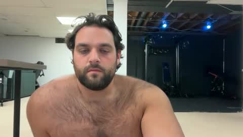 Vinfaro27 online show from October 5, 3:59 am