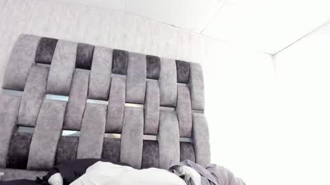 vinicius_santos77 online show from January 8, 4:00 pm