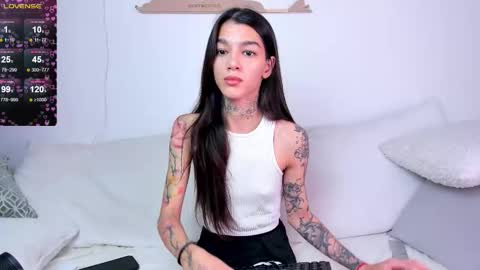 vinkitinkii online show from September 10, 6:58 am