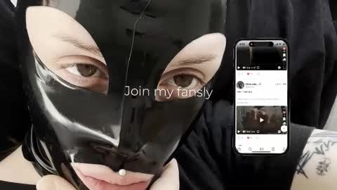 Diva Silvia online show from February 22, 4:53 pm