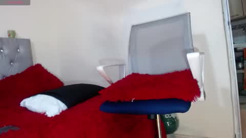 Snapshot of vinzent_lafed_ chatting on September 30, 6:02 am vinzent_lafed_ online show from September 30, 6:02 am