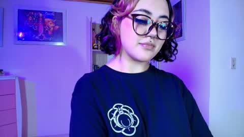 violet online show from March 9, 11:15 am