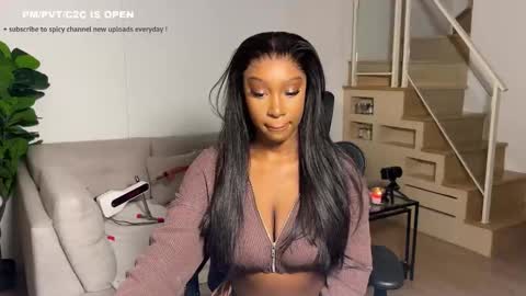 Fantasy Black Girl online show from January 7, 5:56 am