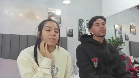 Violet and Myers online show from September 22, 11:58 am