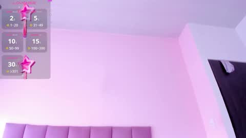 violet online show from October 1, 2:38 pm