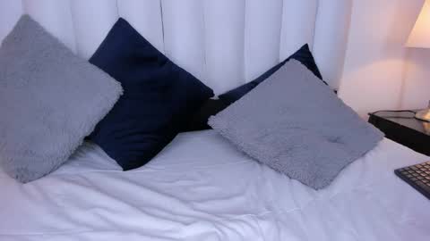 Mary online show from January 14, 7:22 pm