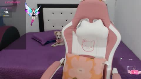 Snapshot of violet_stone22 chatting on October 1, 5:50 am Violeta online show from October 1, 5:50 am