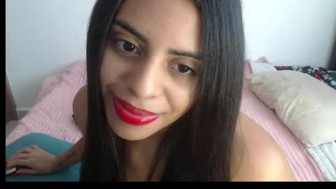 Snapshot of violeta_53 chatting on February 25, 3:20 pm Violeta online show from February 25, 3:20 pm