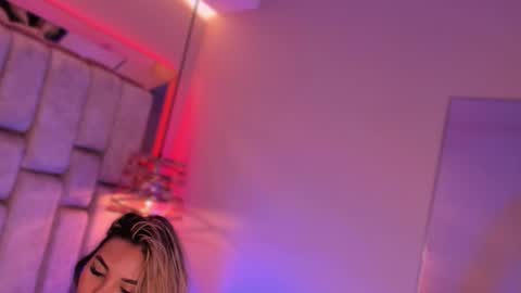 Violeta  online show from October 11, 11:48 am