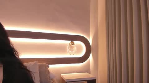 Violeta Sum online show from February 12, 12:20 pm